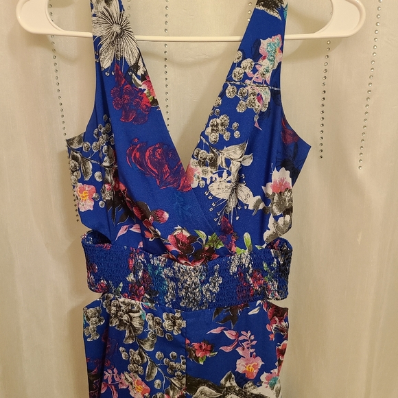 BEBE floral jumpsuut - Picture 4 of 4